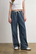 Load image into Gallery viewer, Side Stripe Wide Leg Denim Pants