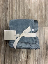 Load image into Gallery viewer, Elegant Baby Blankie