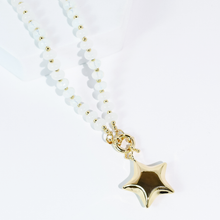 Load image into Gallery viewer, Pearl Puff Star Necklace