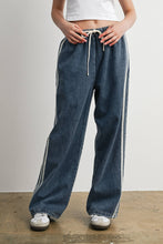 Load image into Gallery viewer, Side Stripe Wide Leg Denim Pants
