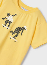 Load image into Gallery viewer, Shirt - Pixel Skater
