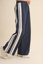 Load image into Gallery viewer, SIDE LACE CONTRAST TRACK PANTS

